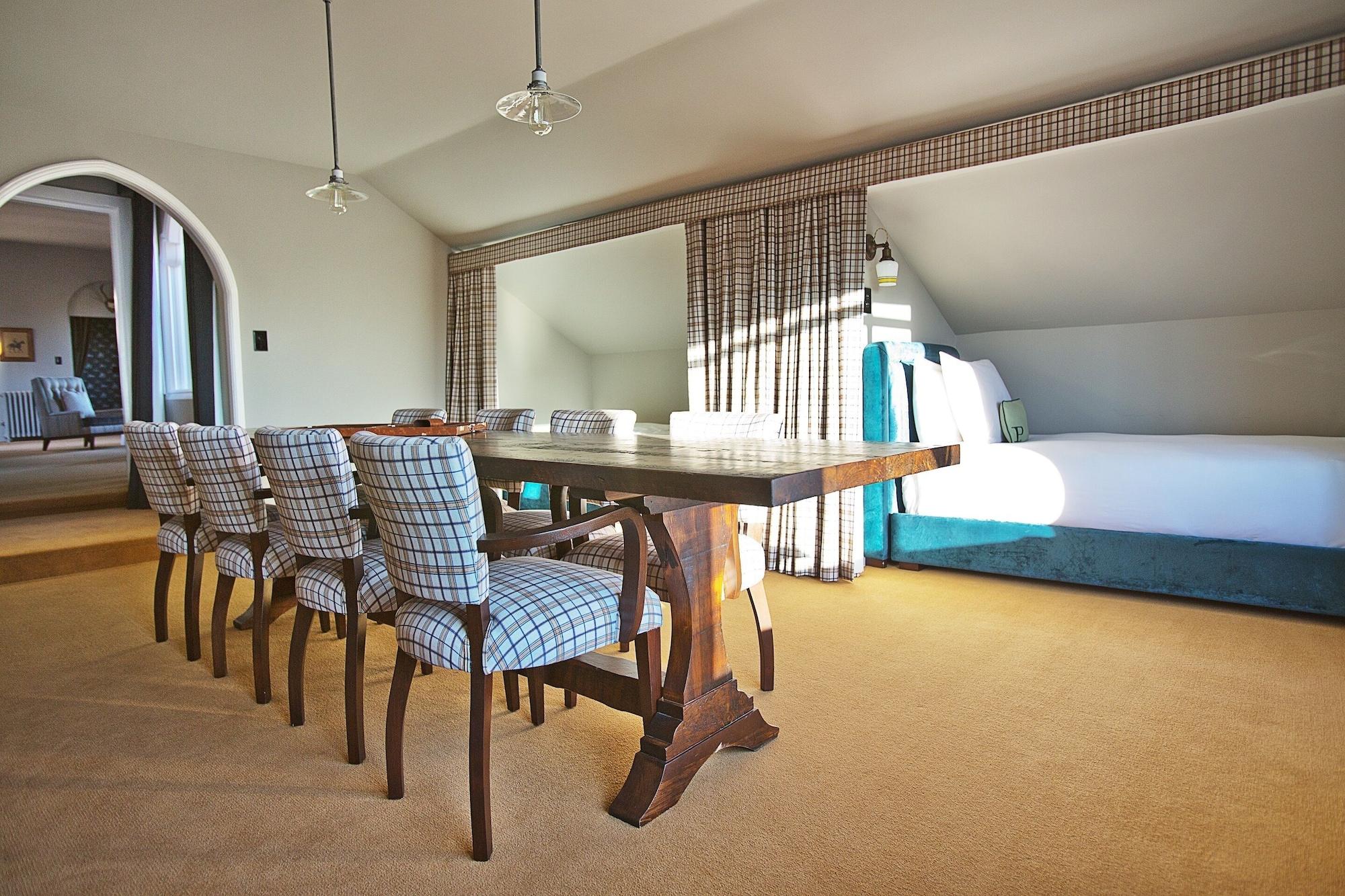 Palihouse