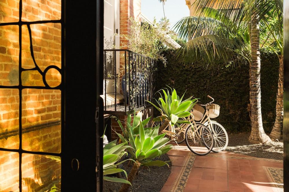 Palihouse 4*